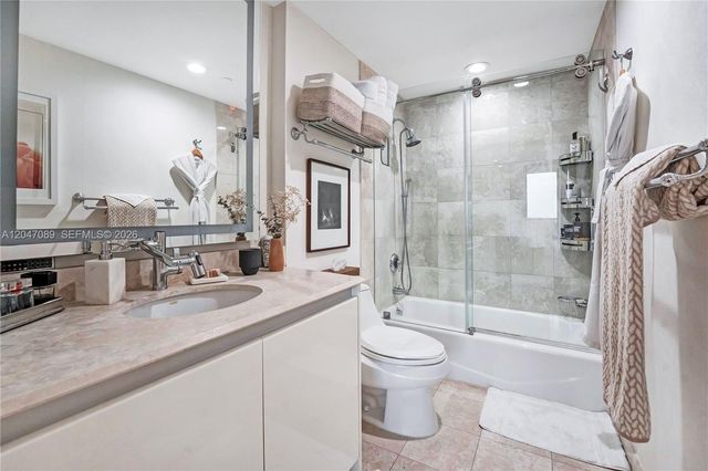 1455 Ocean Drive 904, Miami Beach, FL 33139