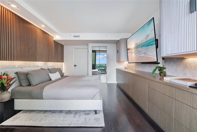 1455 Ocean Drive 904, Miami Beach, FL 33139
