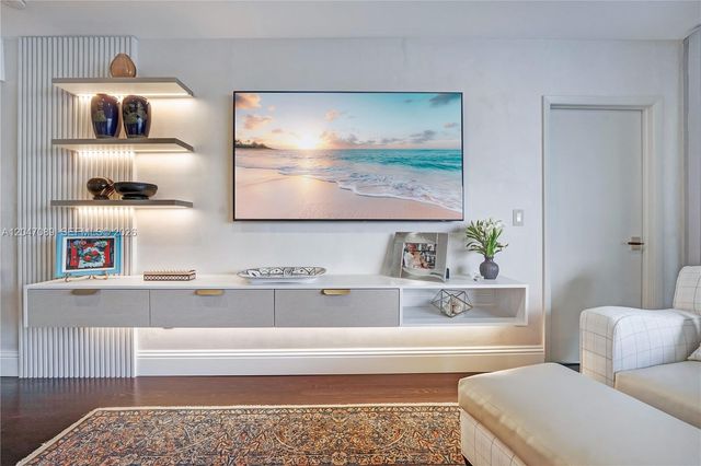 1455 Ocean Drive 904, Miami Beach, FL 33139