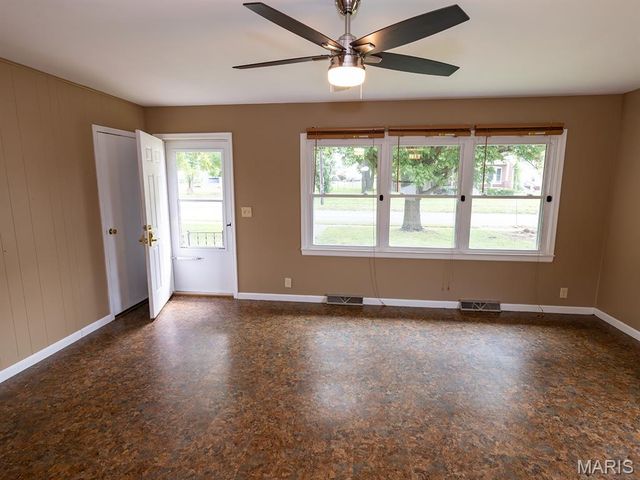 3001 Saint Marys Avenue, Hannibal, MO 63401