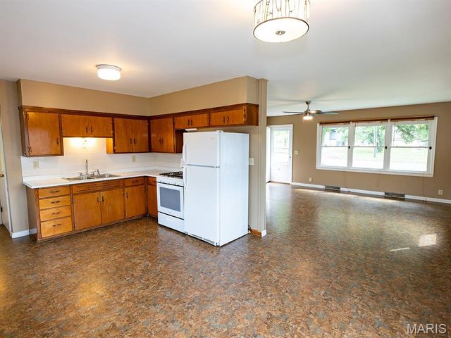 3001 Saint Marys Avenue, Hannibal, MO 63401