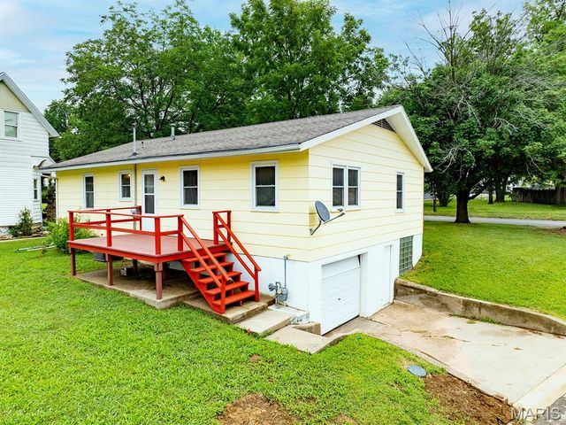 3001 Saint Marys Avenue, Hannibal, MO 63401
