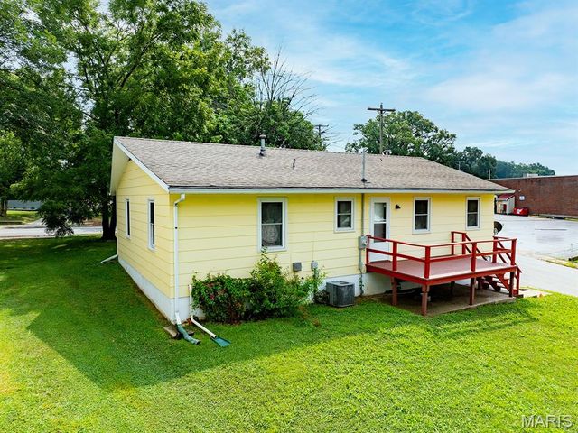 3001 Saint Marys Avenue, Hannibal, MO 63401