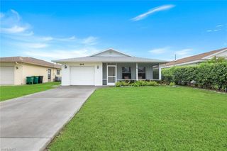 695 104th AVE N, Naples, FL 34108