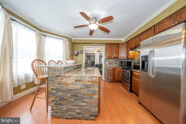 240 WADAS AVE, Upper Darby, PA 19082