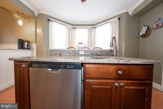 240 WADAS AVE, Upper Darby, PA 19082