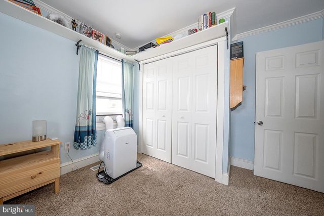 240 WADAS AVE, Upper Darby, PA 19082