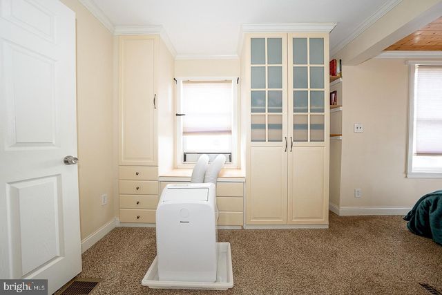 240 WADAS AVE, Upper Darby, PA 19082