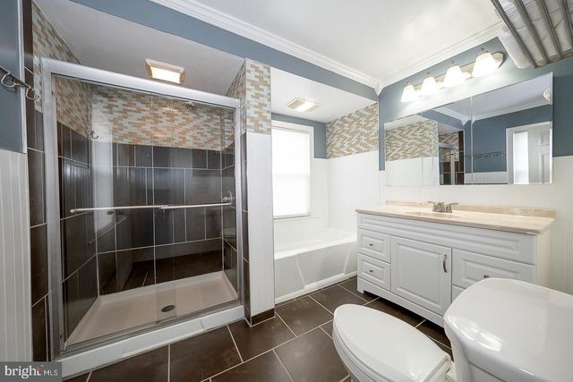 240 WADAS AVE, Upper Darby, PA 19082