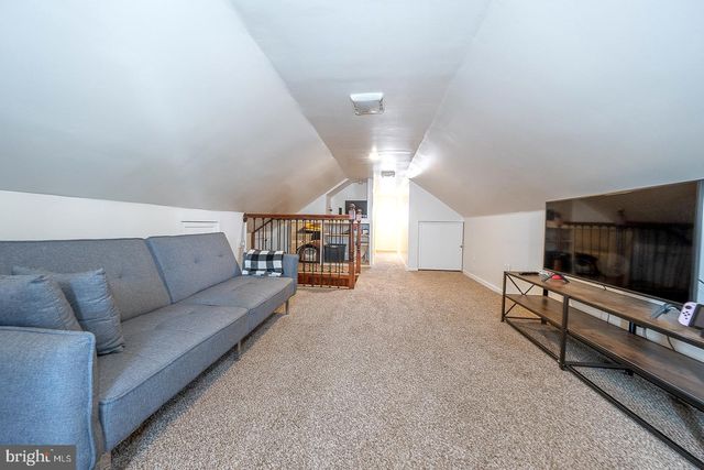 240 WADAS AVE, Upper Darby, PA 19082