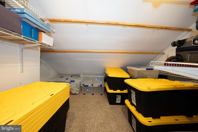 240 WADAS AVE, Upper Darby, PA 19082