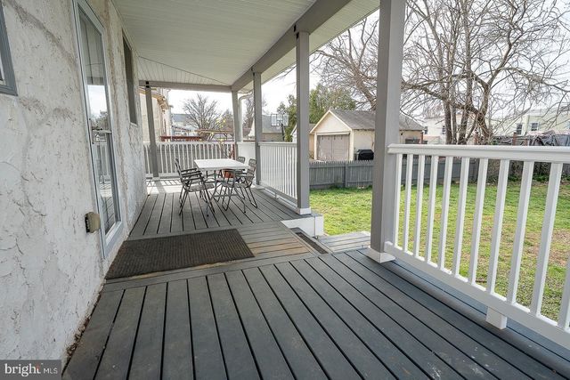 240 WADAS AVE, Upper Darby, PA 19082