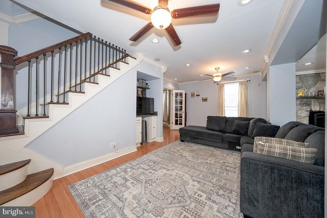 240 WADAS AVE, Upper Darby, PA 19082