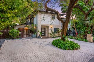 4046 El Prado Blvd, Miami, FL 33133