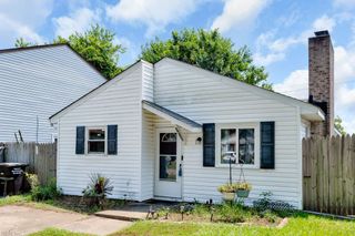 3825 Sugar Creek CIR, Portsmouth, VA 23703