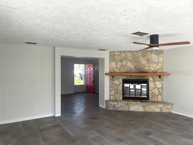 7464 CASS CIRCLE, Sarasota, FL 34231