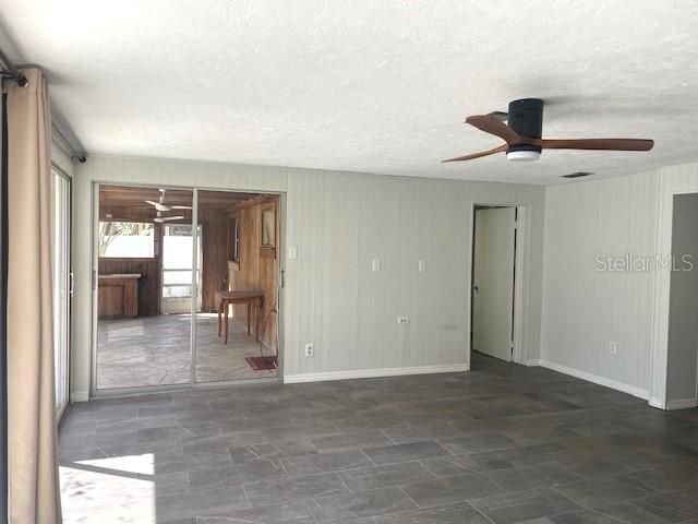 7464 CASS CIRCLE, Sarasota, FL 34231