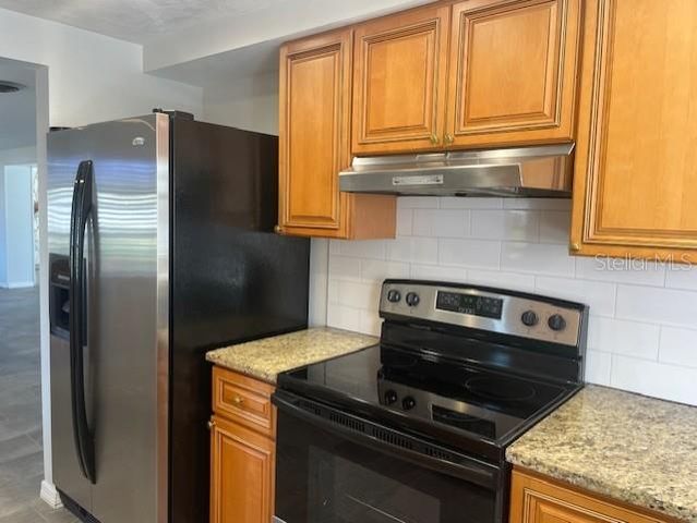 7464 CASS CIRCLE, Sarasota, FL 34231