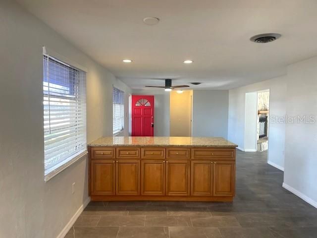 7464 CASS CIRCLE, Sarasota, FL 34231