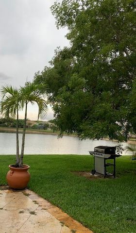 9019 Alexandra Circle, Wellington, FL 33414