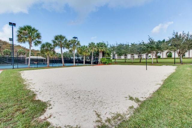 9019 Alexandra Circle, Wellington, FL 33414