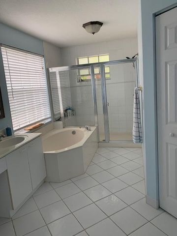 9019 Alexandra Circle, Wellington, FL 33414