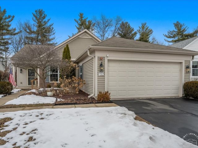 13962 Redmond Drive, Huntley, IL 60142