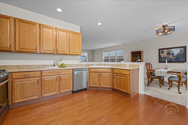 13962 Redmond Drive, Huntley, IL 60142