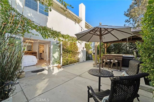 8239 Sugarman Drive, La Jolla, CA 92037