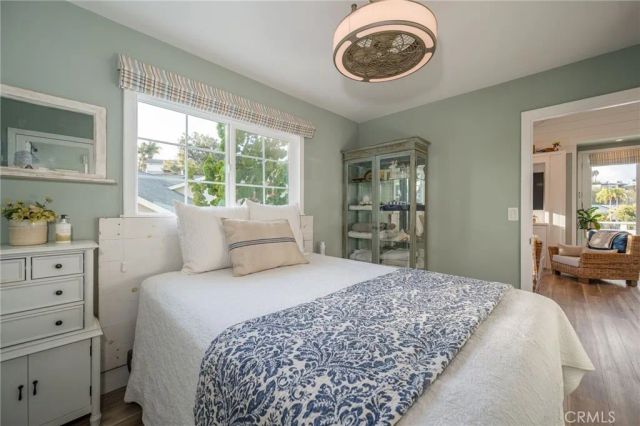 8239 Sugarman Drive, La Jolla, CA 92037
