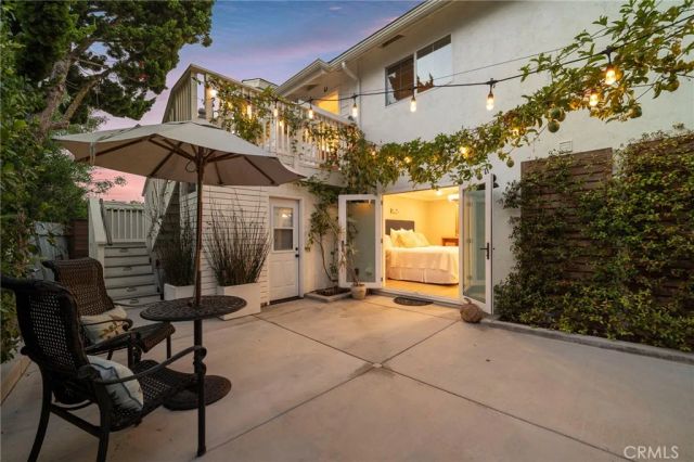 8239 Sugarman Drive, La Jolla, CA 92037