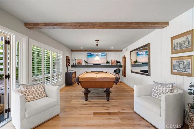 8239 Sugarman Drive, La Jolla, CA 92037
