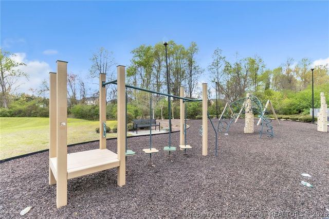 127 Ganton Drive, Raeford, NC 28376