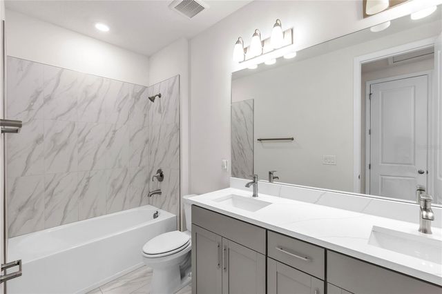 192 EAGLESTON LANE, Sarasota, FL 34240