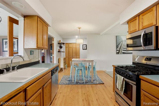 13319 Blueberry Lane, Otter Lake, MI 48464