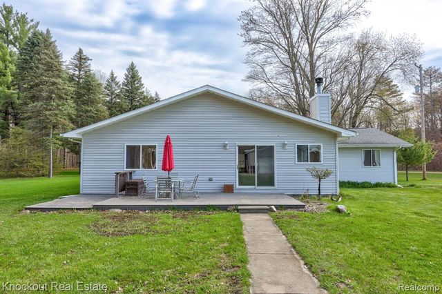 13319 Blueberry Lane, Otter Lake, MI 48464