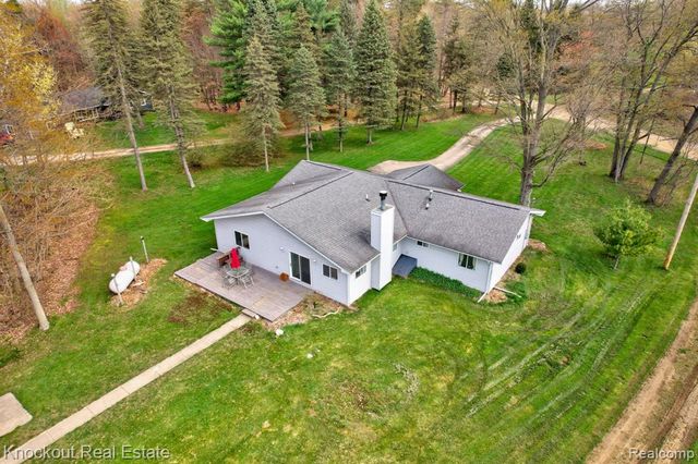 13319 Blueberry Lane, Otter Lake, MI 48464