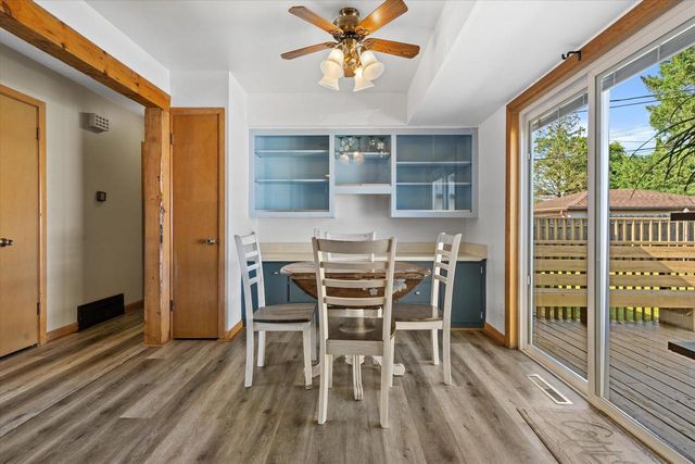 W148N8416 Albert PLACE, Menomonee Falls, WI 53051