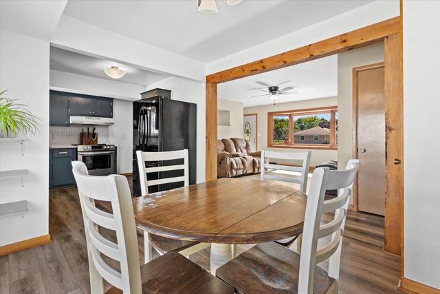 W148N8416 Albert PLACE, Menomonee Falls, WI 53051