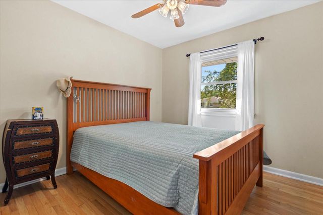 W148N8416 Albert PLACE, Menomonee Falls, WI 53051