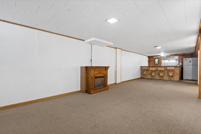 W148N8416 Albert PLACE, Menomonee Falls, WI 53051