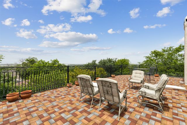 7632 Westwind Drive, Fort Worth, TX 76179