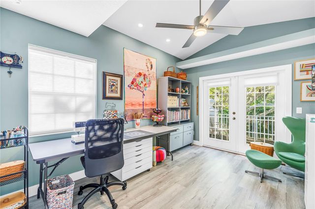 355 RED CEDAR COURT NE, St Petersburg, FL 33703