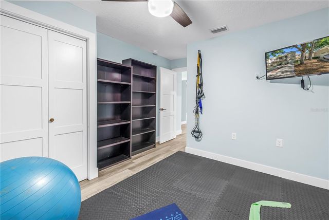 355 RED CEDAR COURT NE, St Petersburg, FL 33703