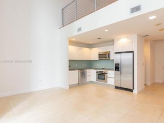 1050 Brickell Ave 606, Miami, FL 33131