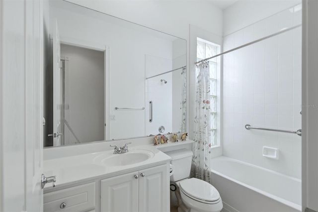 5894 BENEVENTO DRIVE, Sarasota, FL 34238