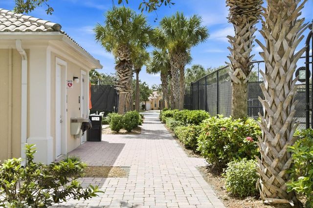 5894 BENEVENTO DRIVE, Sarasota, FL 34238