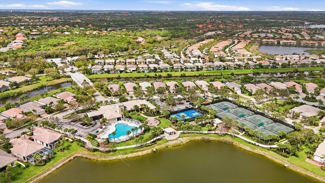 5894 BENEVENTO DRIVE, Sarasota, FL 34238