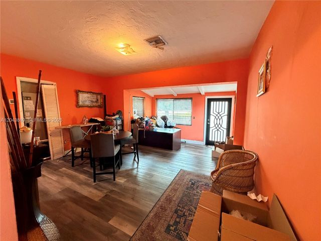 13105 NW 12th Avenue, North Miami, FL 33168