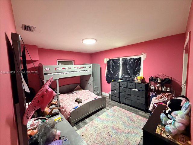 13105 NW 12th Avenue, North Miami, FL 33168